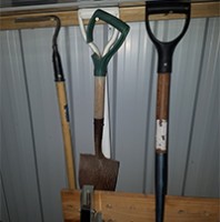 Erics broken shovel